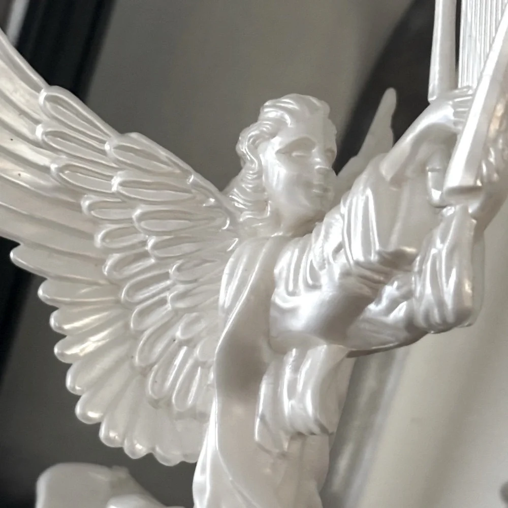 Vintage Angel Christmas Tree Topper. Sculpted | Holiday | 9” White | Resin | EUC